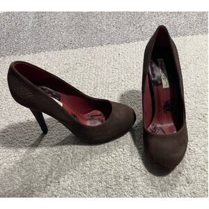 Ed Hardy Aerin Womens Sz 10 / 41 Premium Designer Heels Pumps Oiled Suede Brown